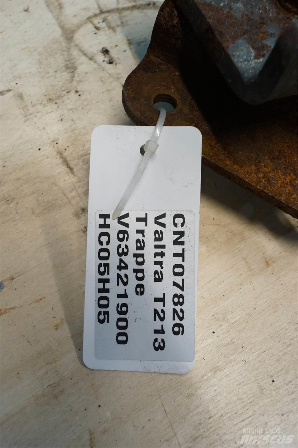 Valtra T213 Ostala oprema za traktore