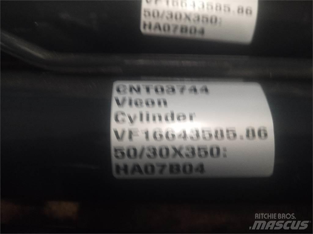 Vicon 1133 Okretači i sakupljači sijena