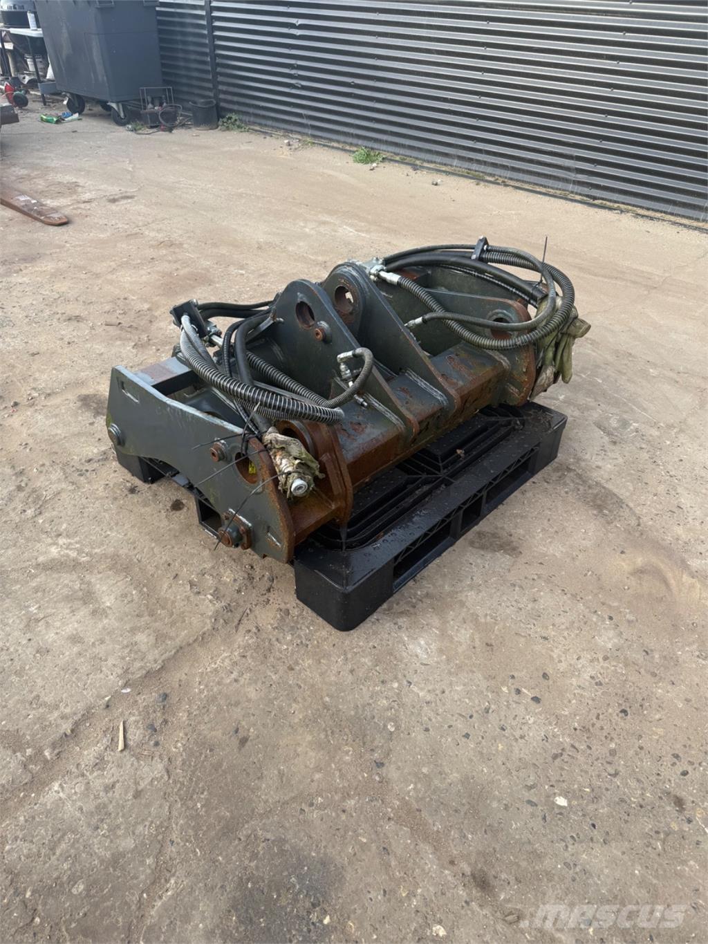 Volvo BM Brze spojnice