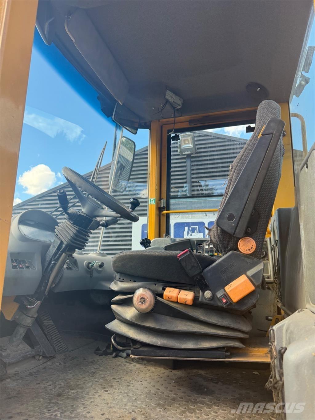 Volvo L90E Utovarivači na kotačima