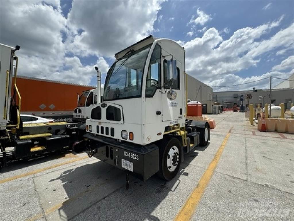 Autocar ACTT42 Vučna vozila