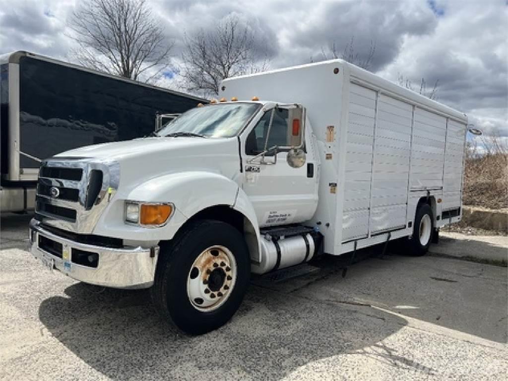 Ford F750 Kamioni za prijevoz pića