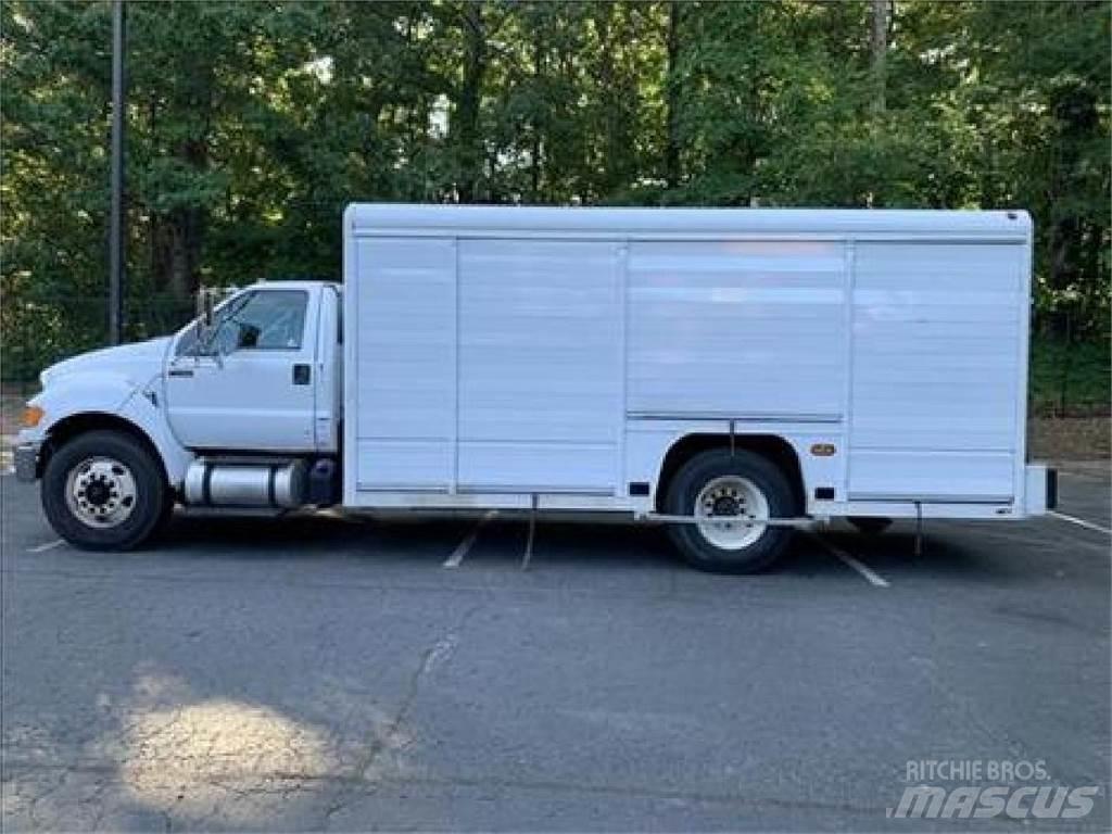 Ford F750 Kamioni za prijevoz pića