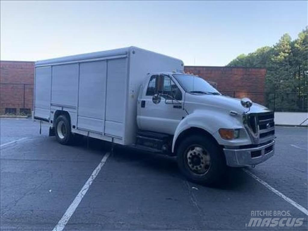Ford F750 Kamioni za prijevoz pića