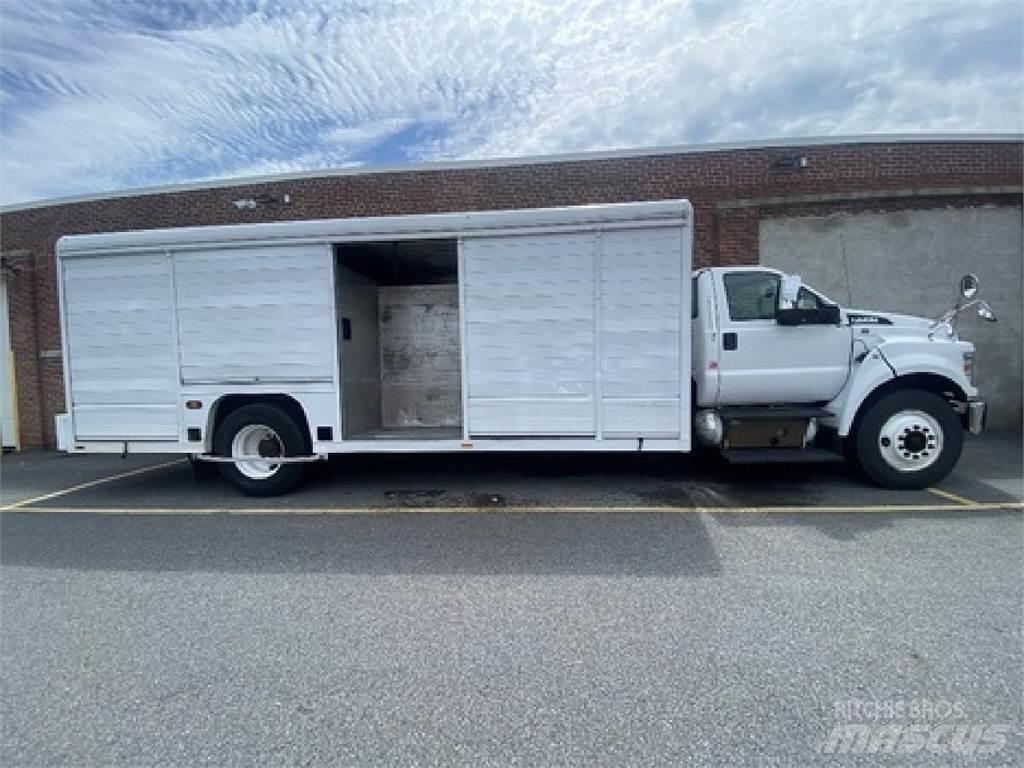 Ford F750 Kamioni za prijevoz pića