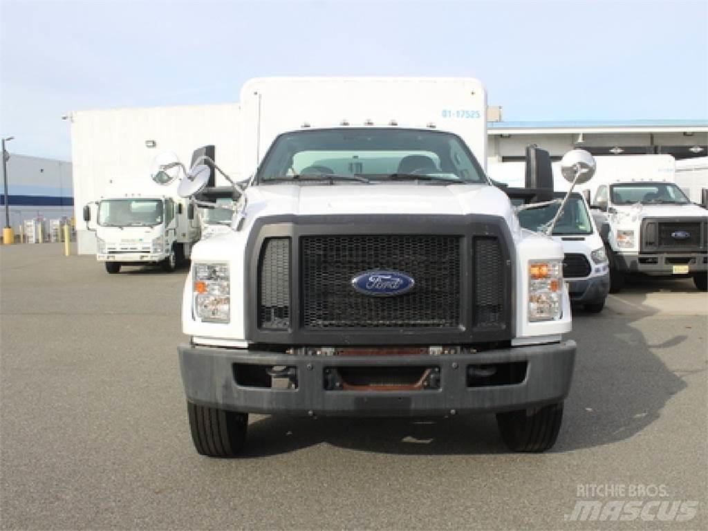 Ford F750 Kamioni za prijevoz pića