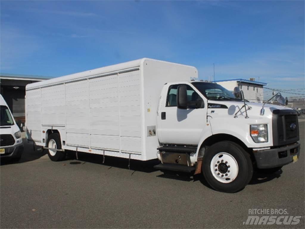 Ford F750 Kamioni za prijevoz pića