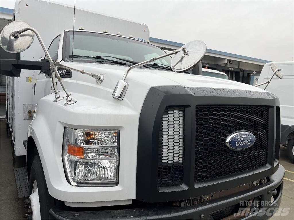 Ford F750 Kamioni za prijevoz pića