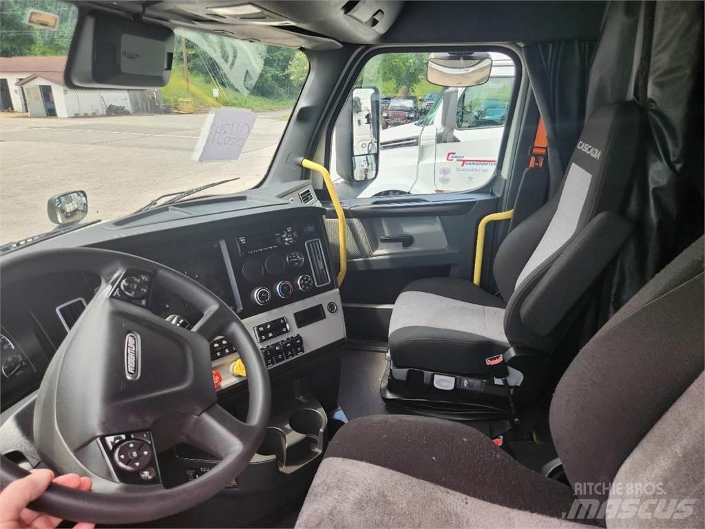 Freightliner 126 Traktorske jedinice