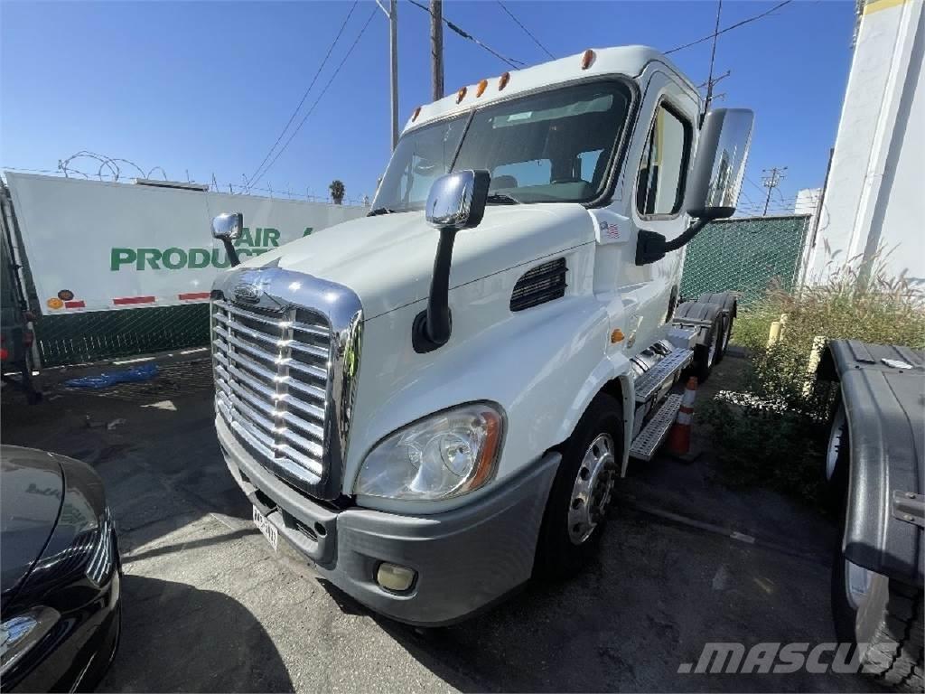Freightliner CA113 Traktorske jedinice