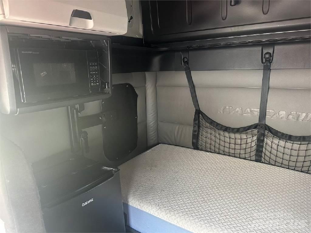 Freightliner CA126 Traktorske jedinice