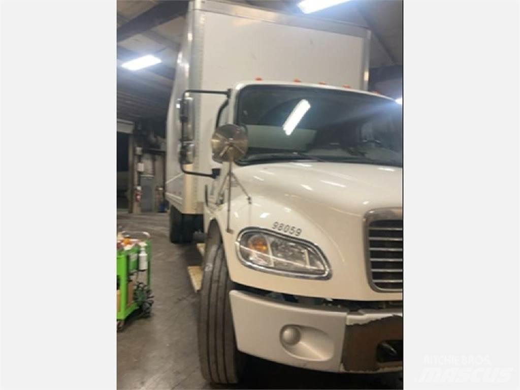 Freightliner M2 Sanduk kamioni