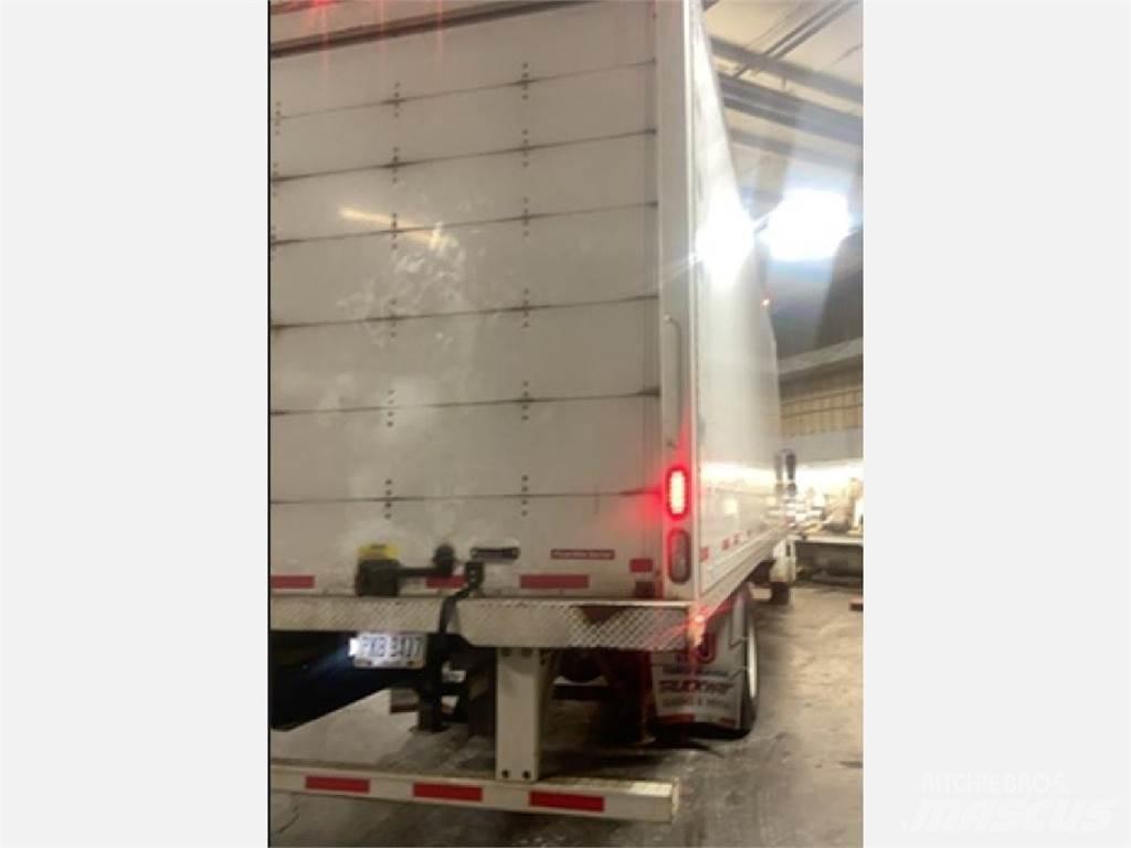 Freightliner M2 Sanduk kamioni