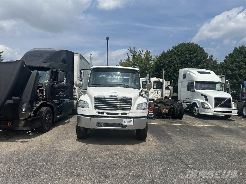Freightliner M2 106 Traktorske jedinice