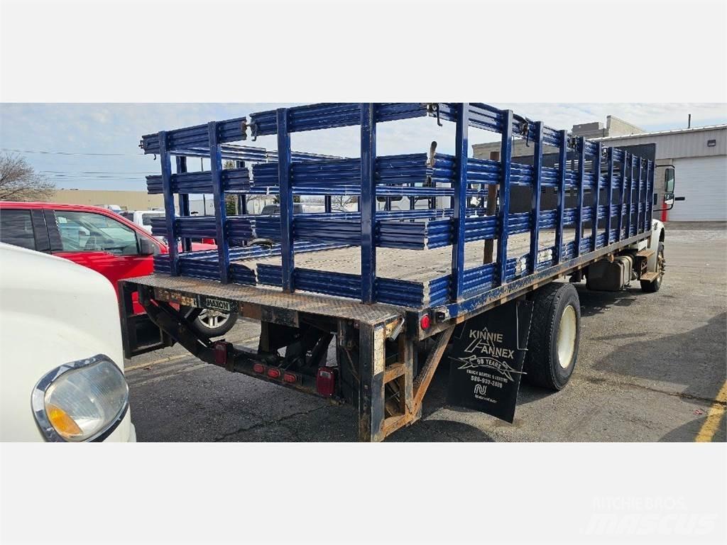 Freightliner M2 106 Kamioni sa otvorenim sandukom