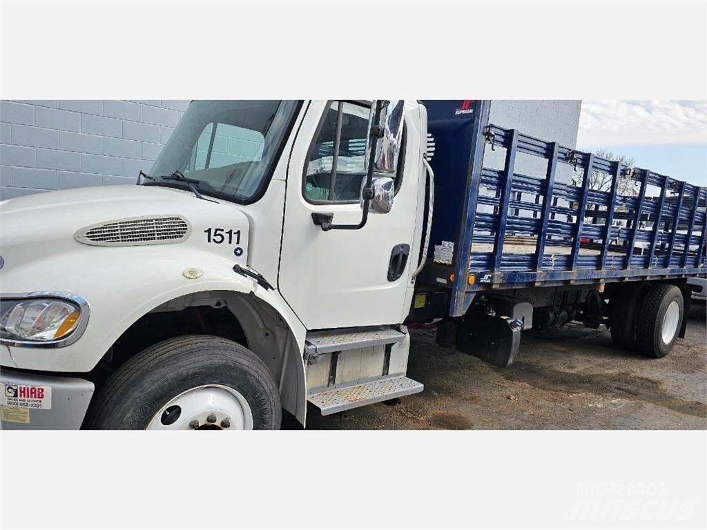 Freightliner M2 106 Kamioni sa otvorenim sandukom