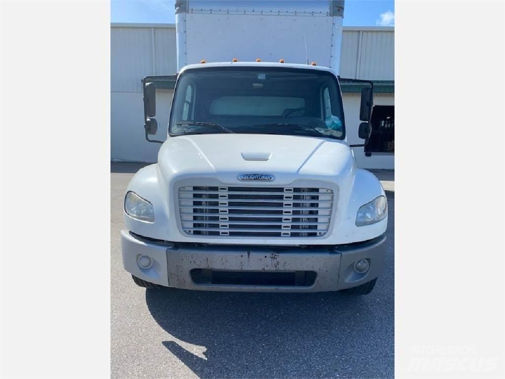 Freightliner M2 106 Sanduk kamioni