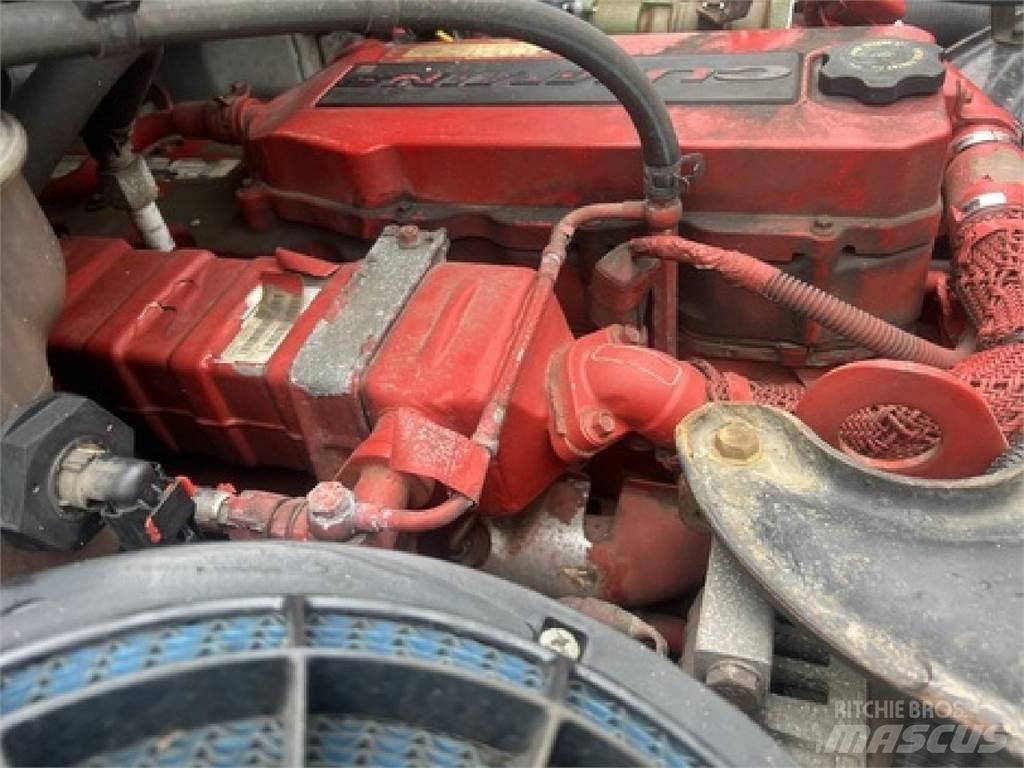 Freightliner M2106 Kamioni za prijevoz pića