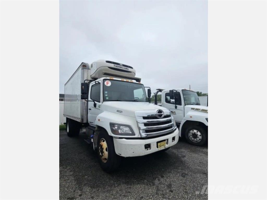 Hino 338 Kamioni hladnjače
