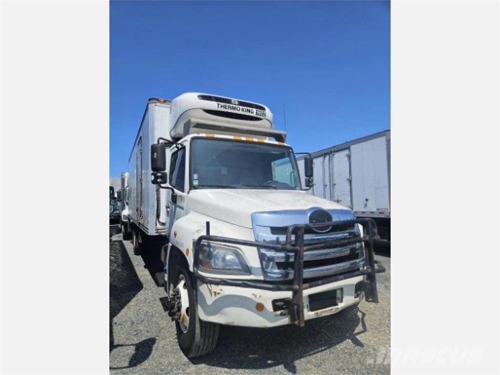 Hino 338 Kamioni hladnjače