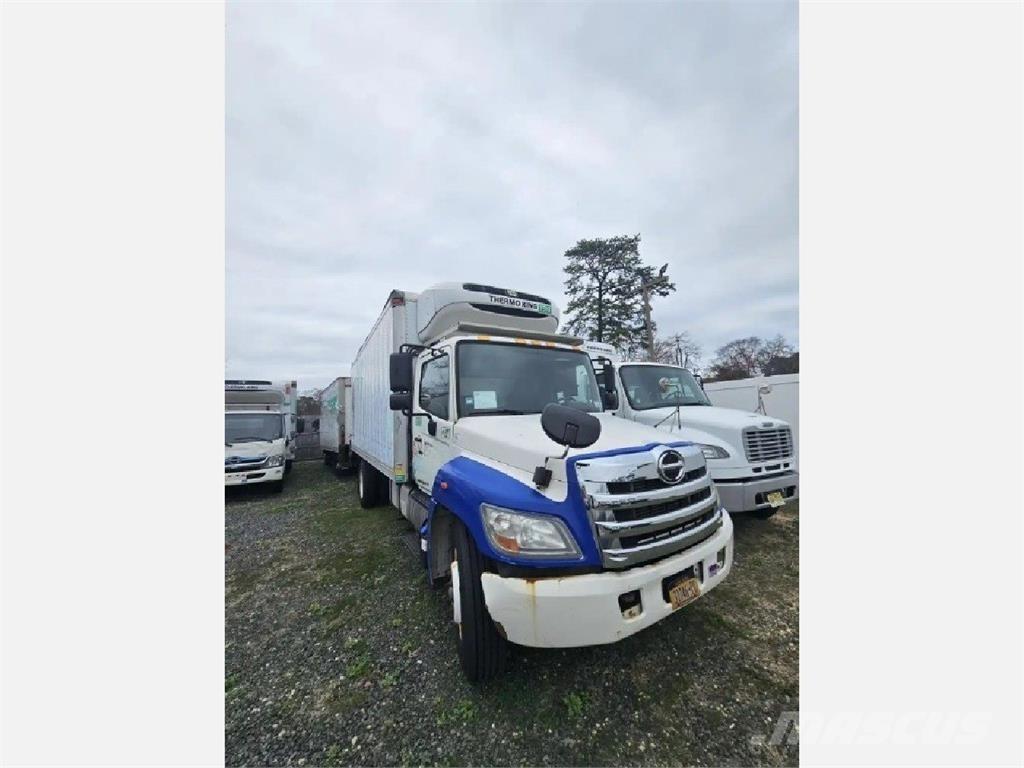 Hino 338 Kamioni hladnjače
