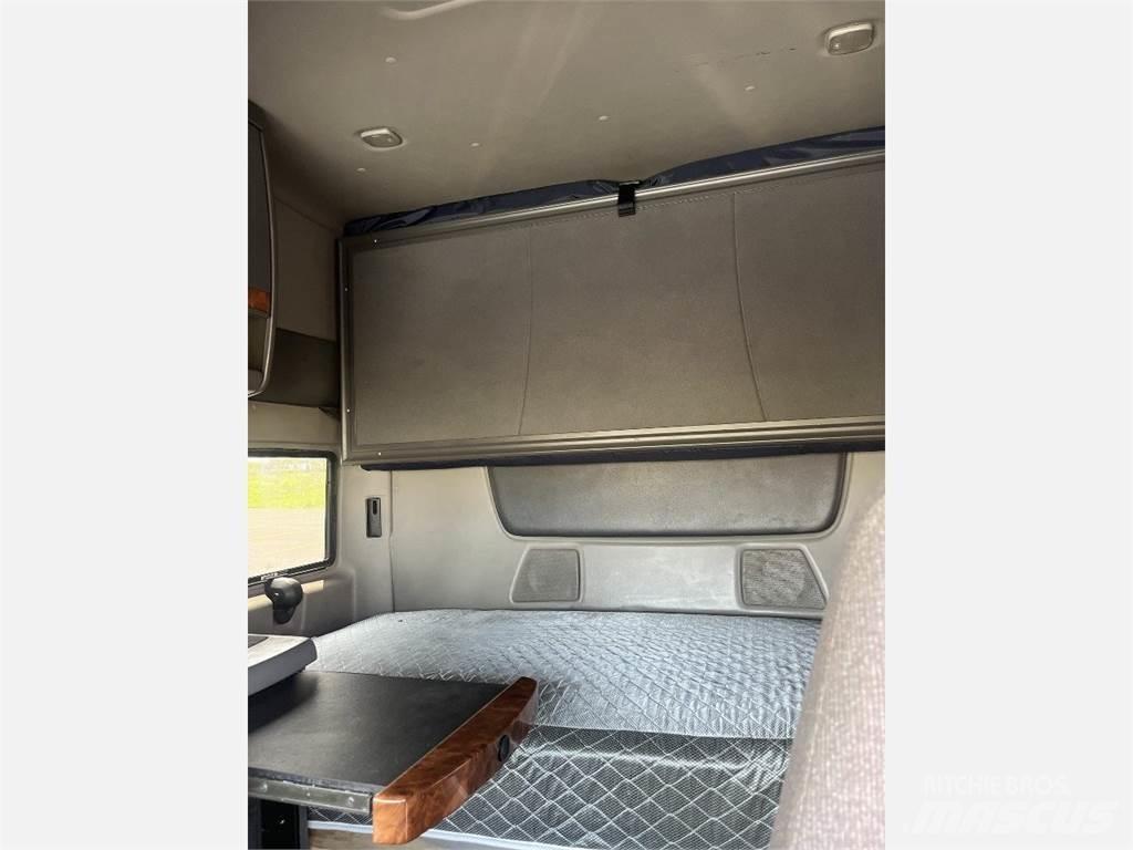 International LT625 Traktorske jedinice
