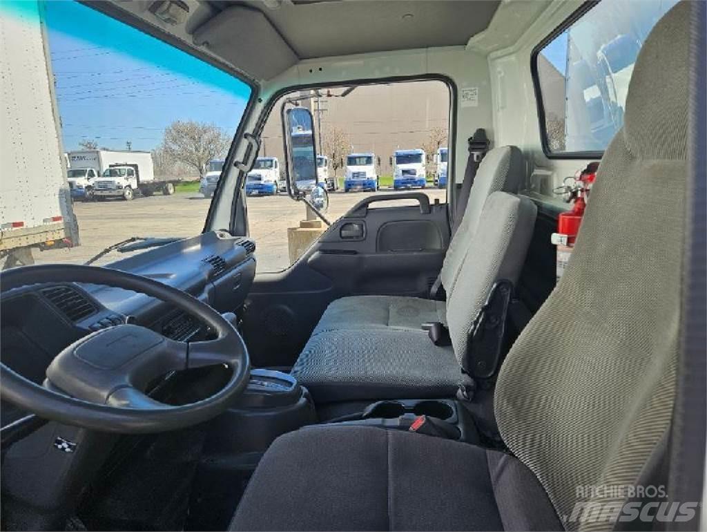 Isuzu NPR Sanduk kamioni