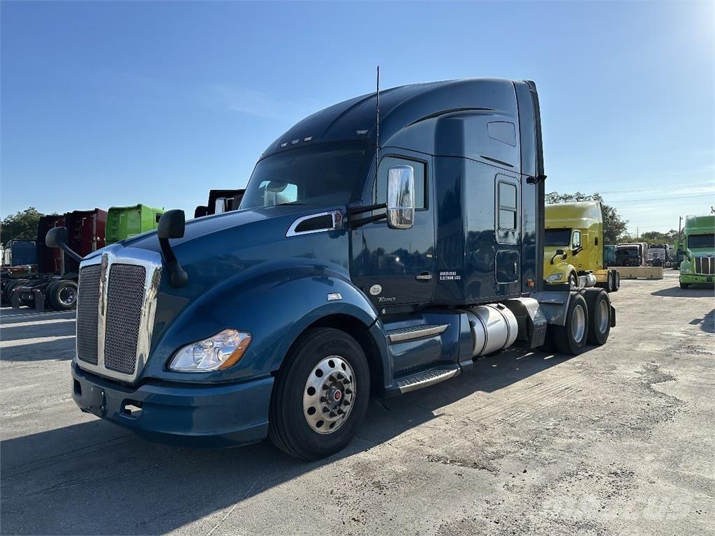 Kenworth T680 Traktorske jedinice