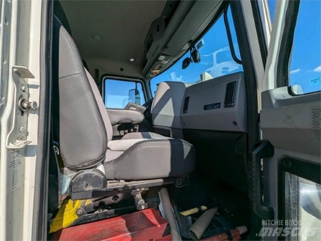 Mack AN64T Traktorske jedinice