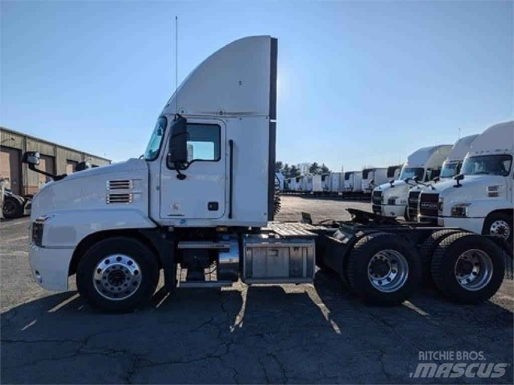 Mack AN64T Traktorske jedinice