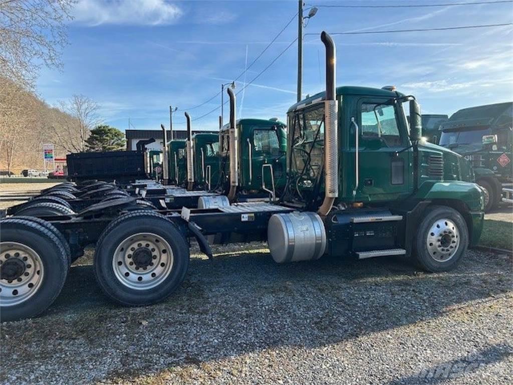 Mack AN64T Traktorske jedinice