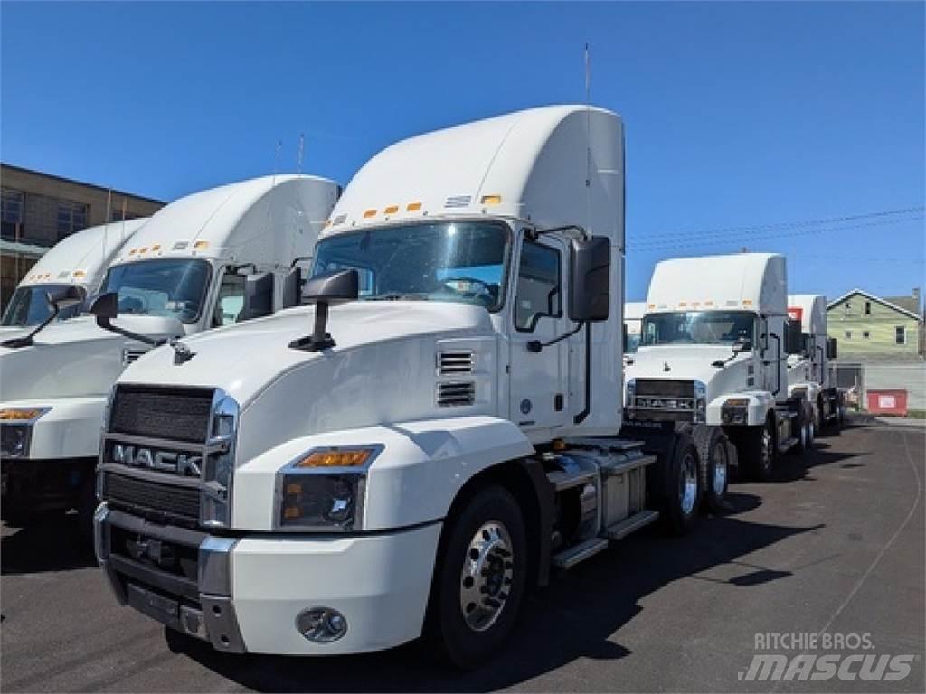 Mack AN64T Traktorske jedinice