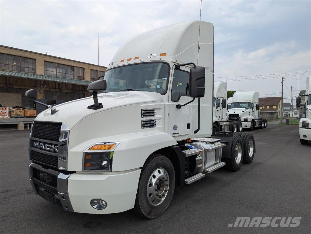 Mack AN64T Traktorske jedinice
