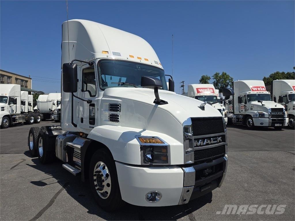 Mack AN64T Traktorske jedinice