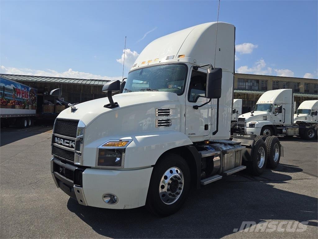 Mack AN64T Traktorske jedinice