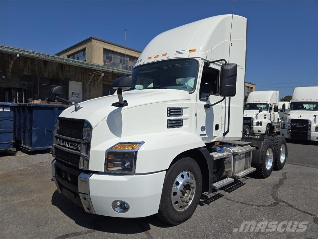 Mack AN64T Traktorske jedinice