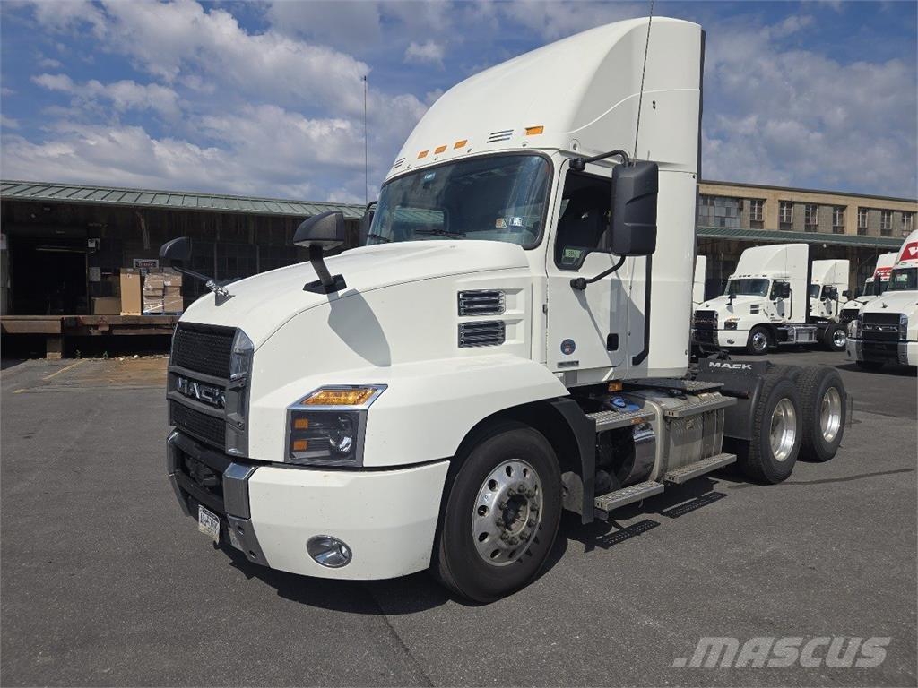 Mack AN64T Traktorske jedinice