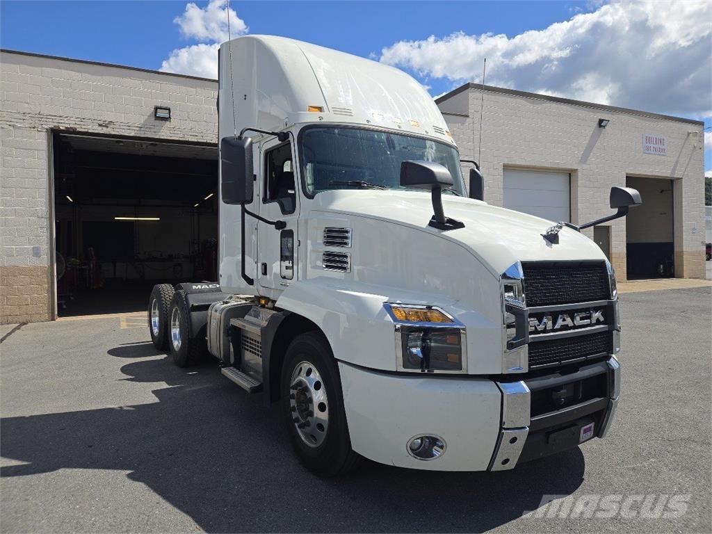 Mack AN64T Traktorske jedinice