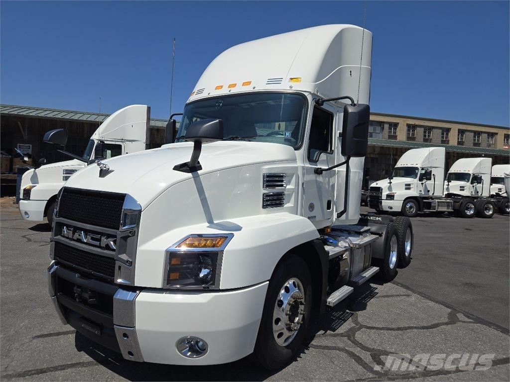 Mack AN64T Traktorske jedinice