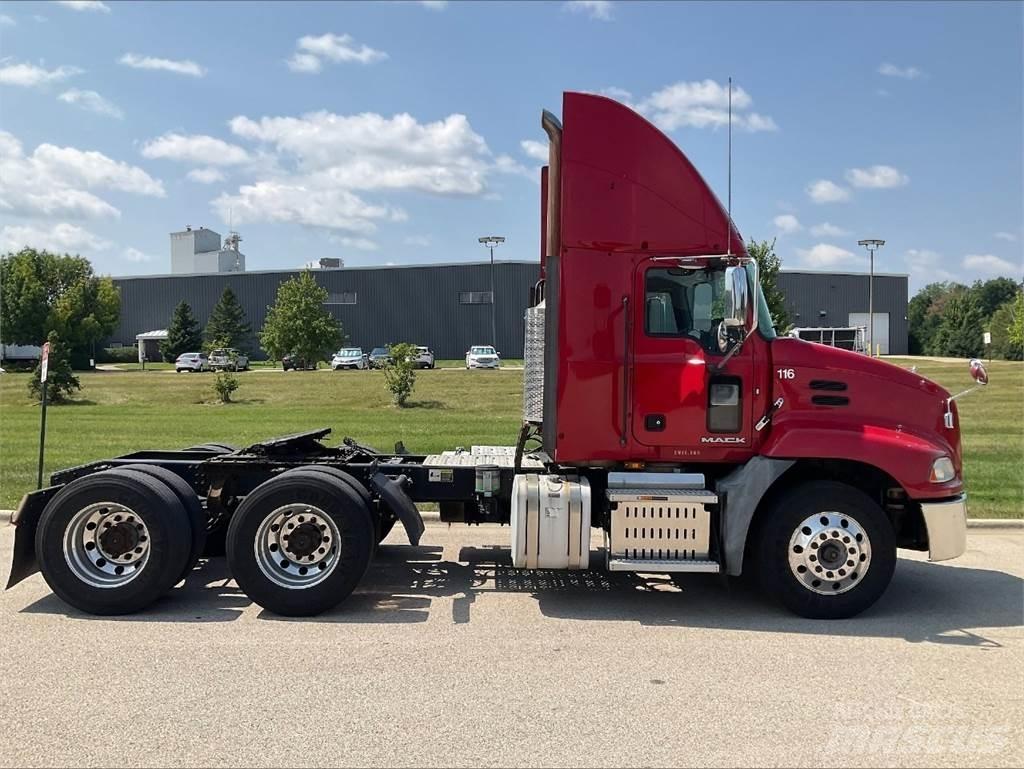 Mack CXU613 Traktorske jedinice