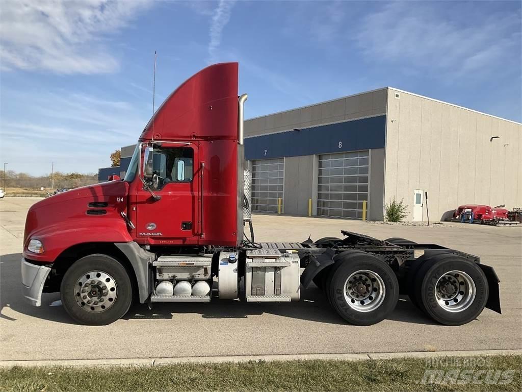 Mack CXU613 Traktorske jedinice