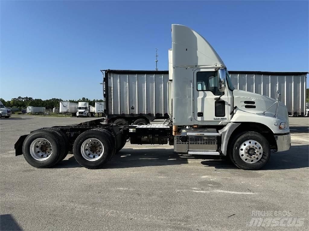 Mack CXU613 Traktorske jedinice