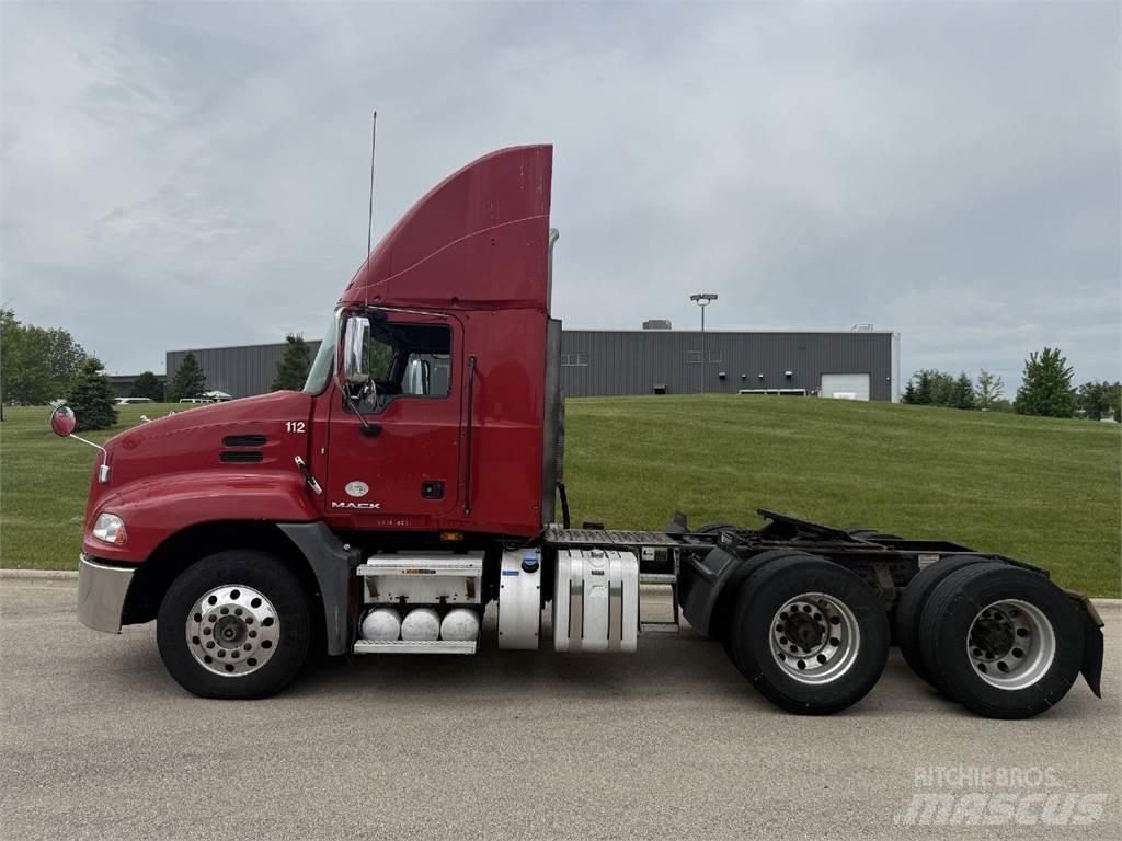 Mack CXU613 Traktorske jedinice