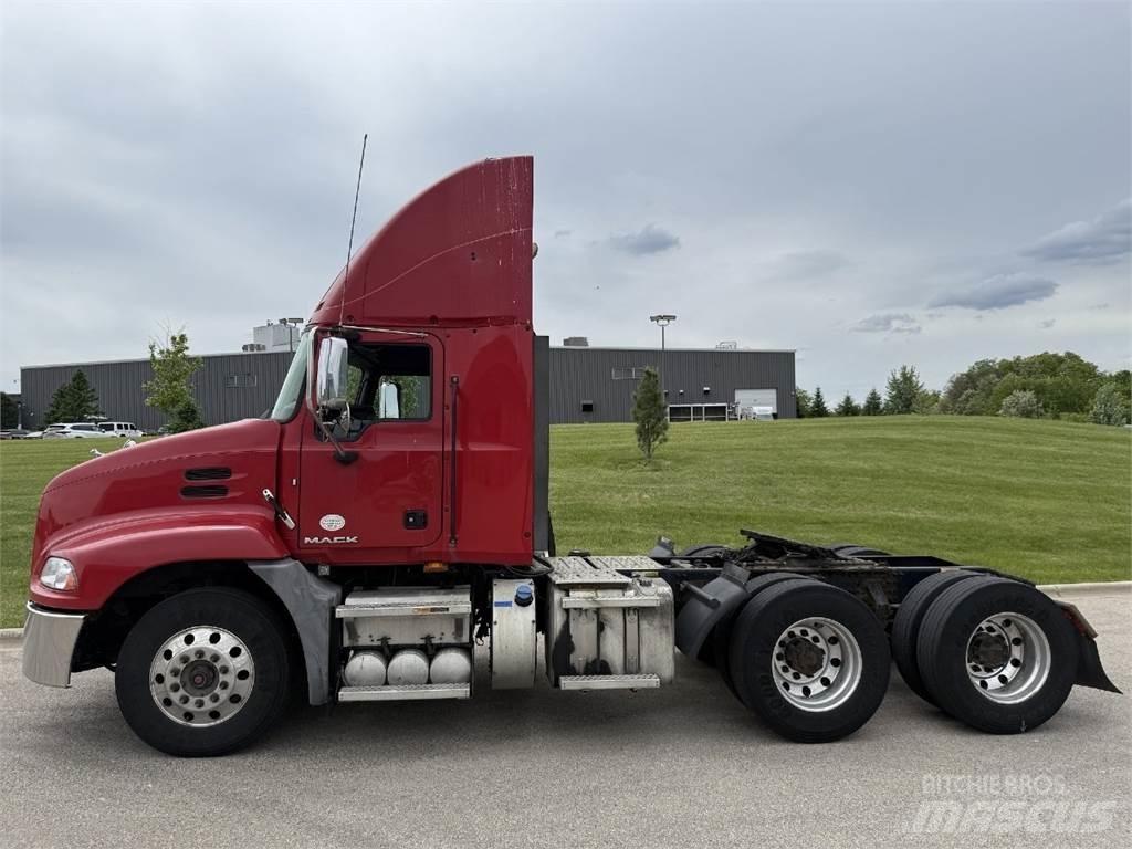 Mack CXU613 Traktorske jedinice