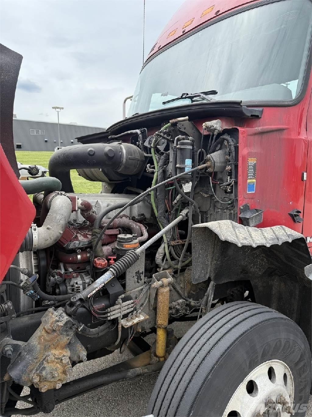 Mack CXU613 Traktorske jedinice