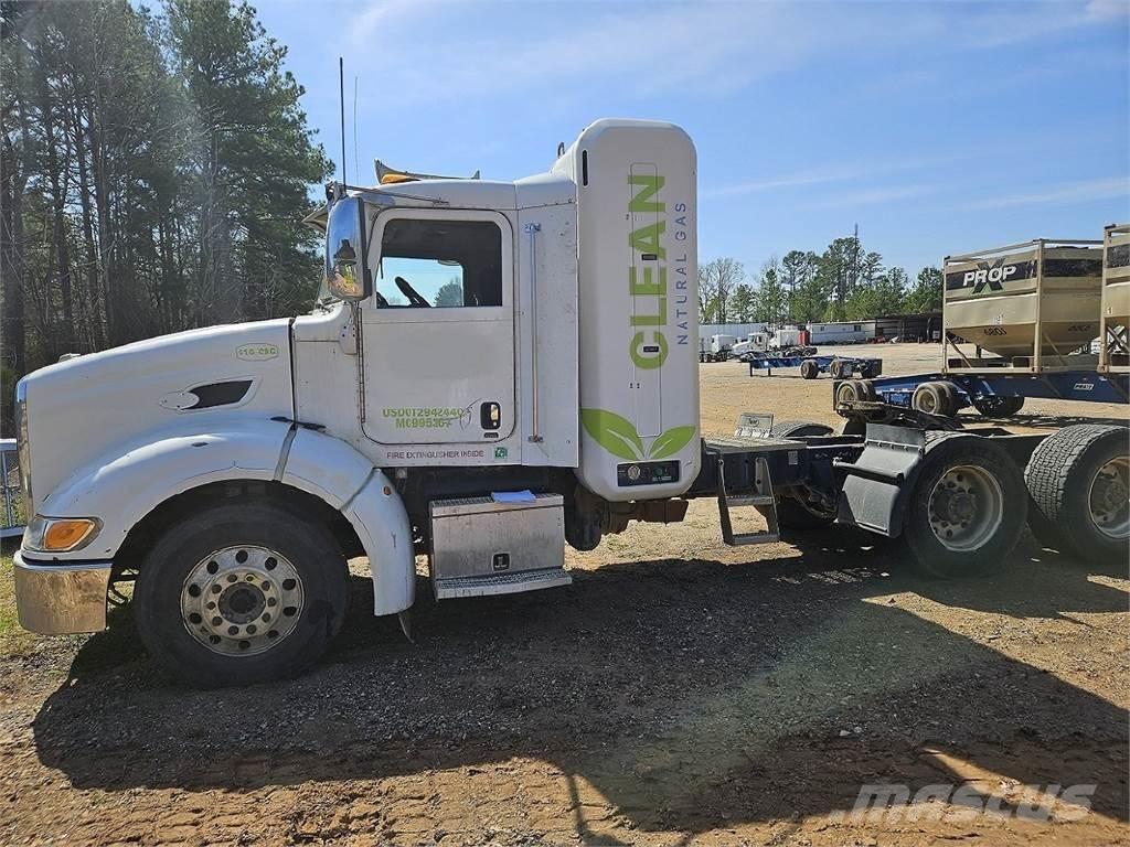 Peterbilt 384 Traktorske jedinice