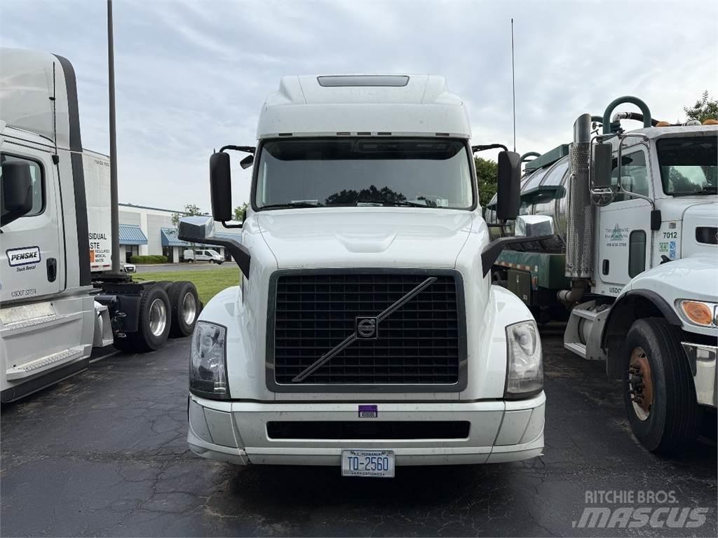 Volvo VNL64T670 Traktorske jedinice