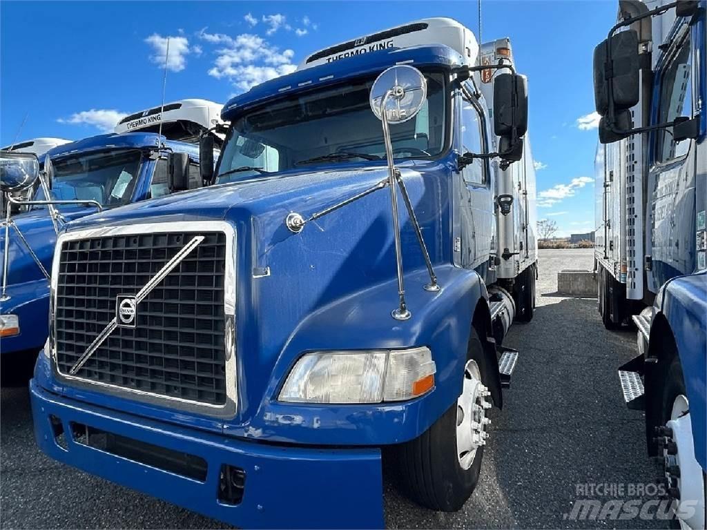Volvo VNM64T200 Kamioni hladnjače