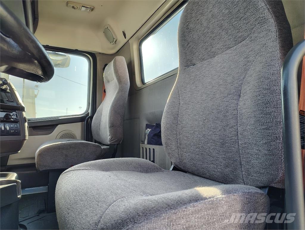 Volvo VNM64T200 Traktorske jedinice