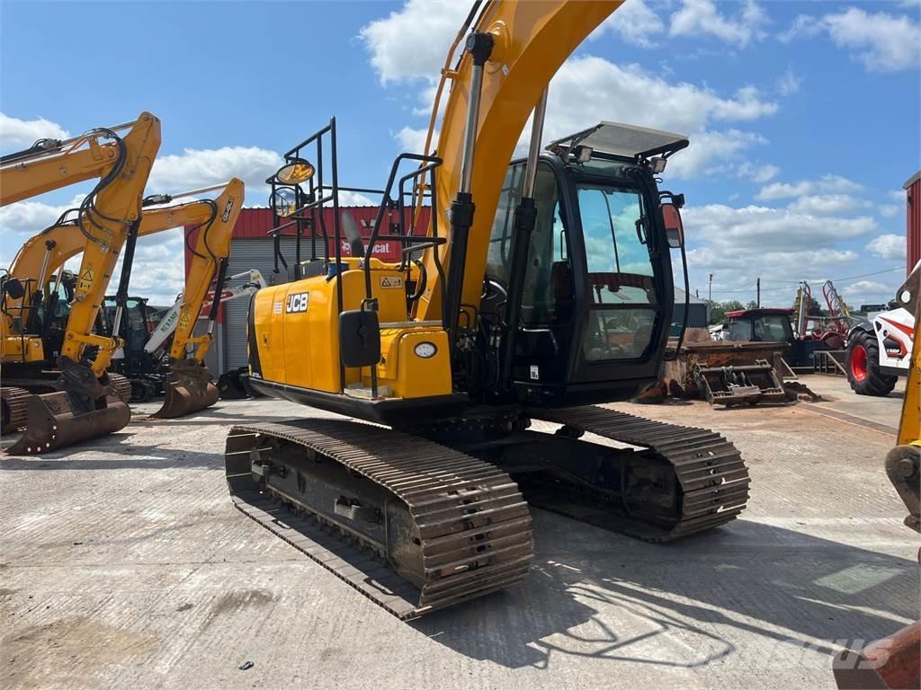 JCB JS130 LC Bageri gusjeničari